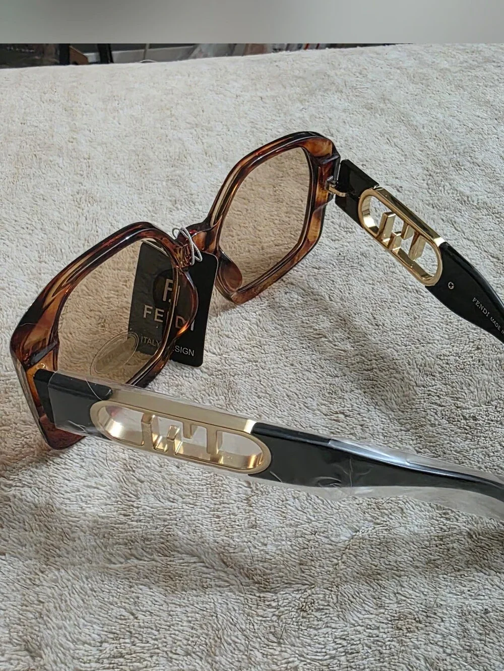 Fashion Women's Brown Tortoiseshell Square Sunglasses